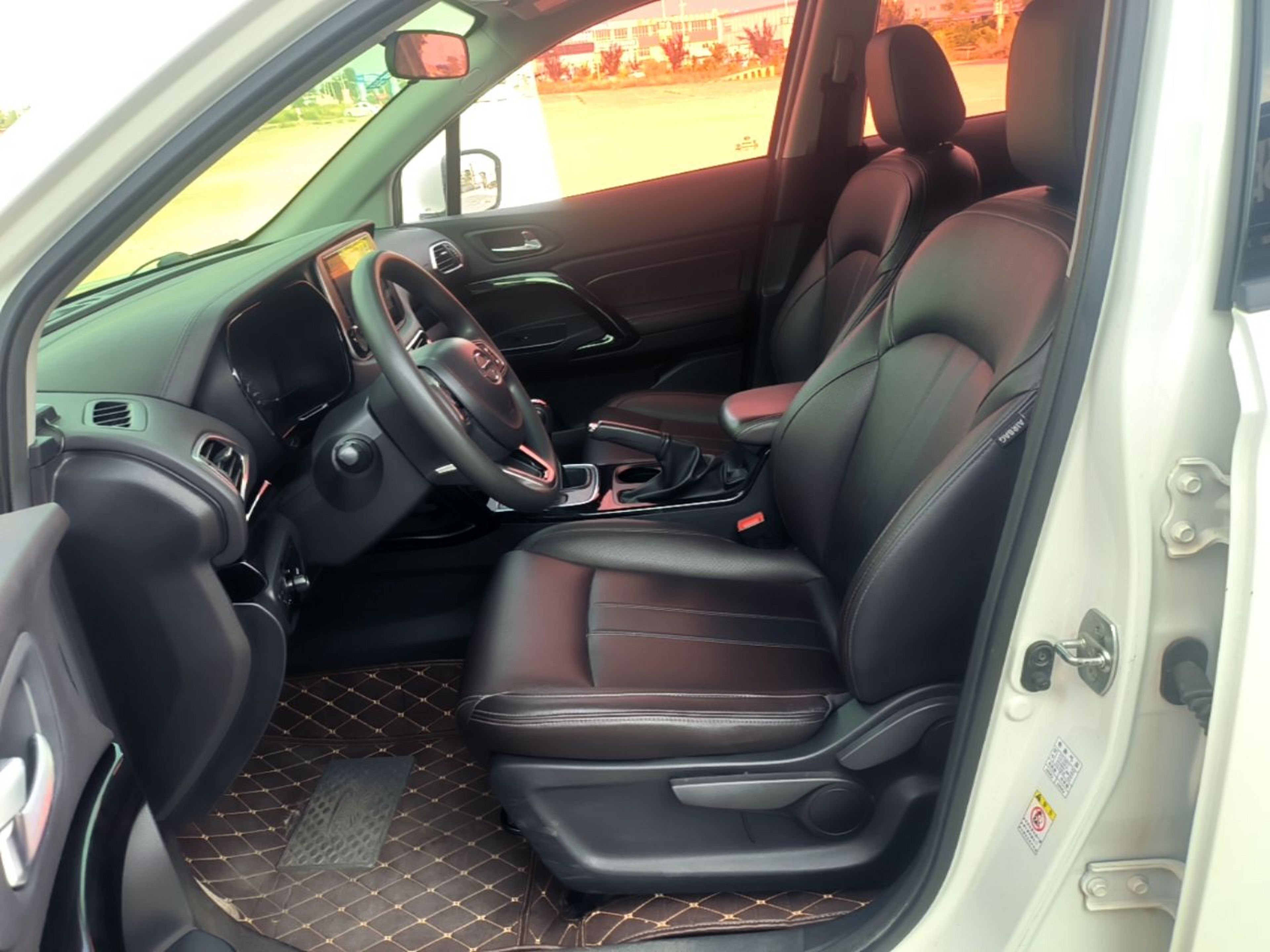 Interior delantero