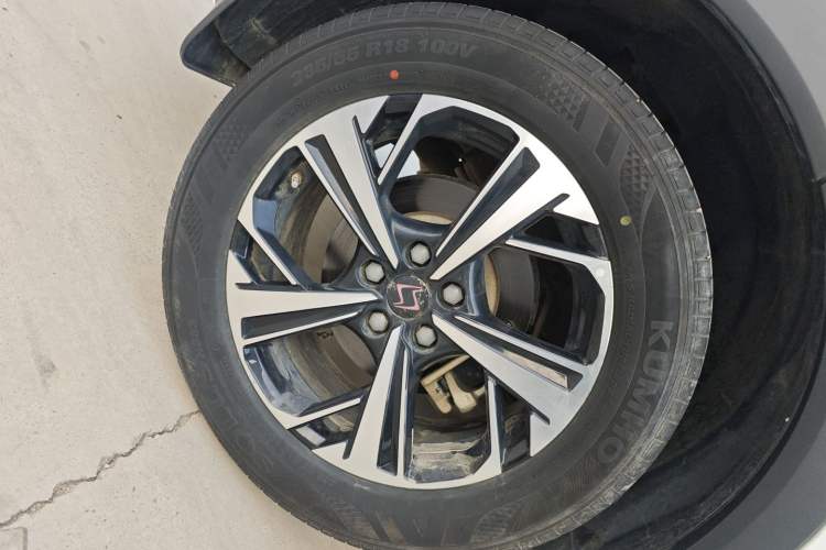 Used SOL QX 2021 300T DCT Prestige Smart Connectivity Version