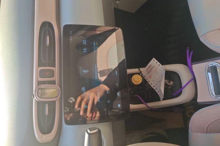 Used Leapmotor T03 2023 310 Lite Edition Audio And AC Panel