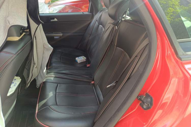 Used Volvo S40 2011 2.0L Automatic ZhiShang Edition