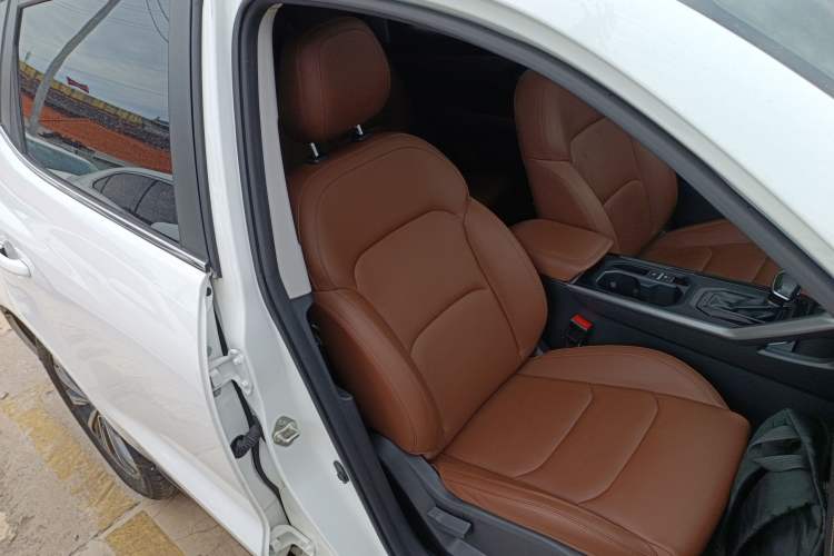 Used Geely Auto Vision X6 2021 PRO 1.4T Automatic Prestige Model Right Front Seat