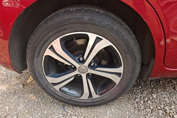 Used Nissan Tiida 2020 1.6L CVT Smart Drive Edition Right Rear Wheel Hub