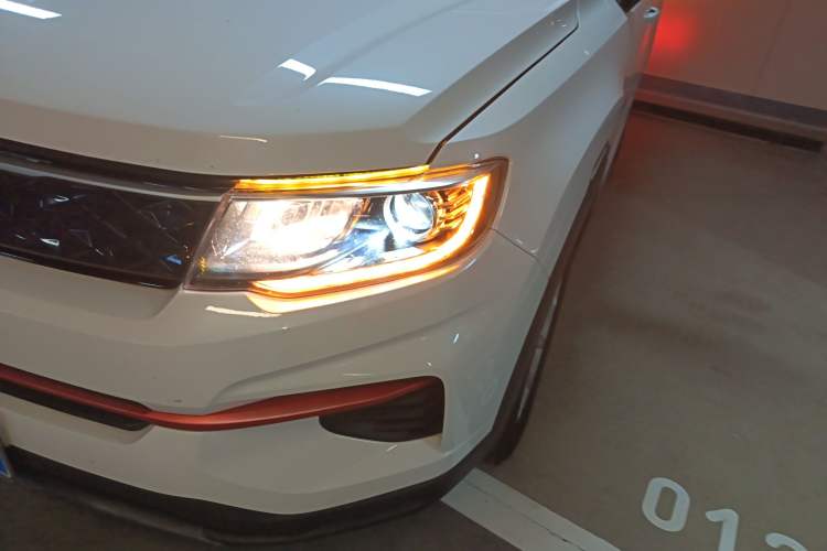 Used Changan CS35PLUS 2021 Honor Million Edition 1.6L CVT Elite Model
