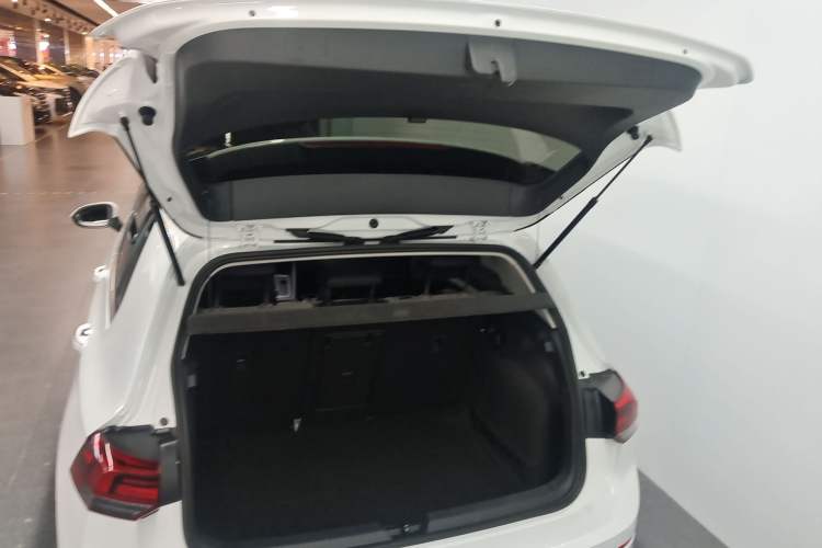 Used Volkswagen Golf 2024 280TSI DSG Pro 50th Anniversary Edition