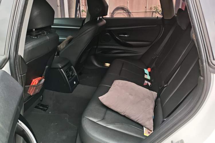 Used BMW 3 Series GT 2018 320i Sport Edition
