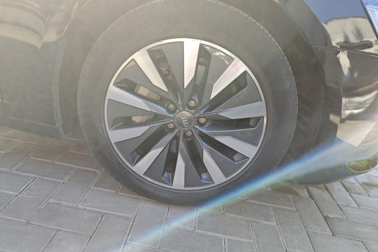 Used Audi A6L 2019 45 TFSI Prestige Elegant Edition Right Front Wheel Hub