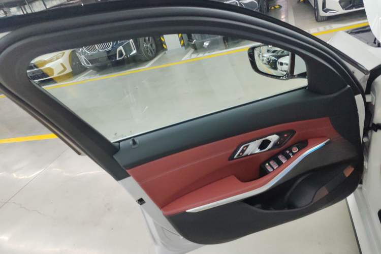 Used BMW i3 2026 Model, eDrive 35 L