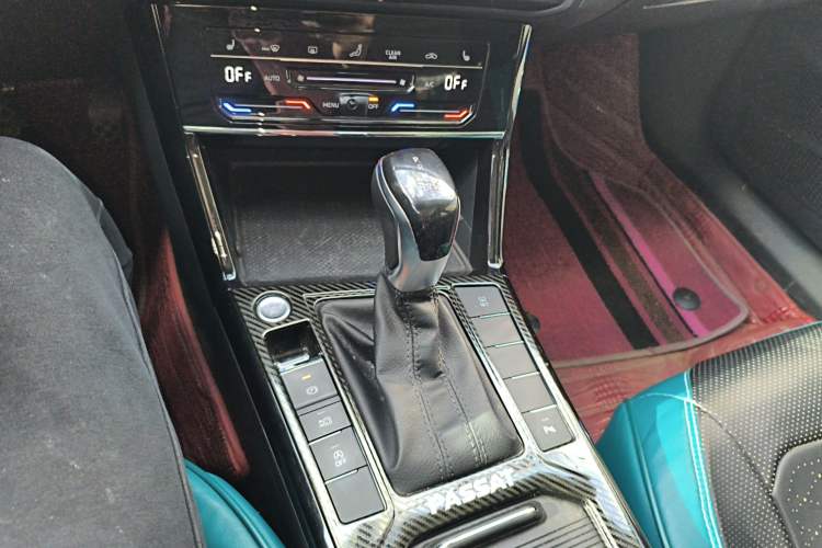 Used Volkswagen Passat 2020 330TSI Elite Edition China VI