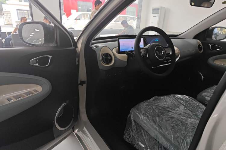 Used Wuling Bingo 2024 333 km Lingxi Connected Version