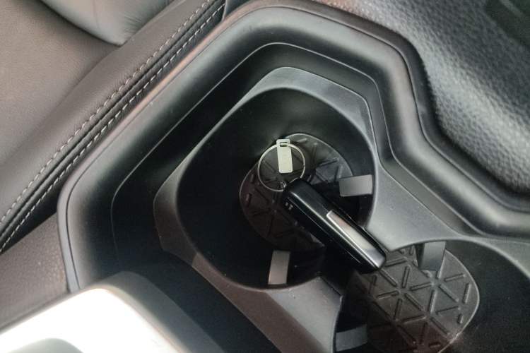 Used Toyota Wildlander 2022 2.0L CVT Two-Wheel Drive Luxury PLUS Edition
