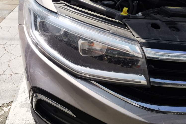 Used Volkswagen Bora 2023 280TSI DSG Prestige Edition Right Front Headlight