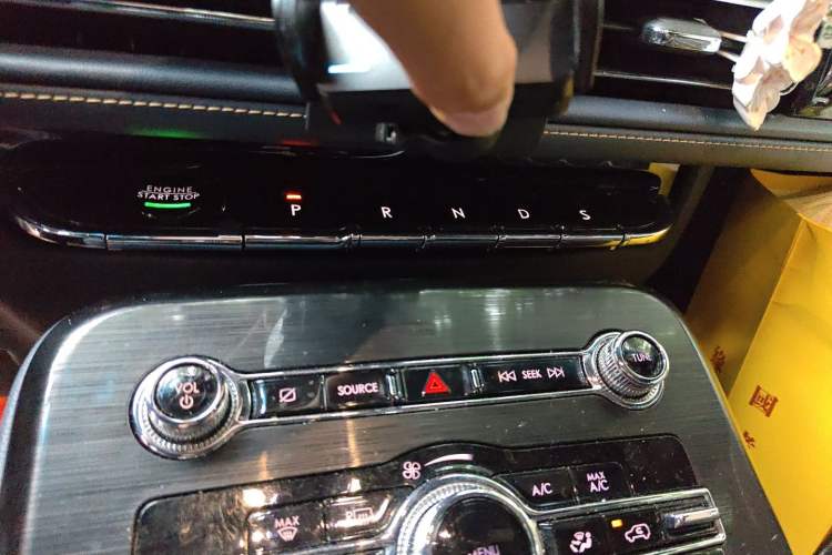 Used Lincoln Nautilus 2021 2.0T Four-Wheel Drive Luxury Edition