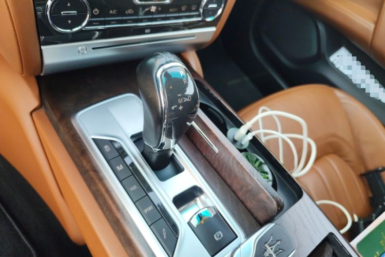 Used Maserati President 2013 3.0T Standard Model Gear Lever