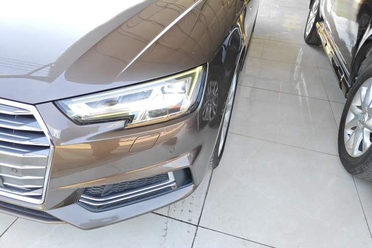Used Audi A4L 2018 30th Anniversary Edition 40 TFSI Fashion Model