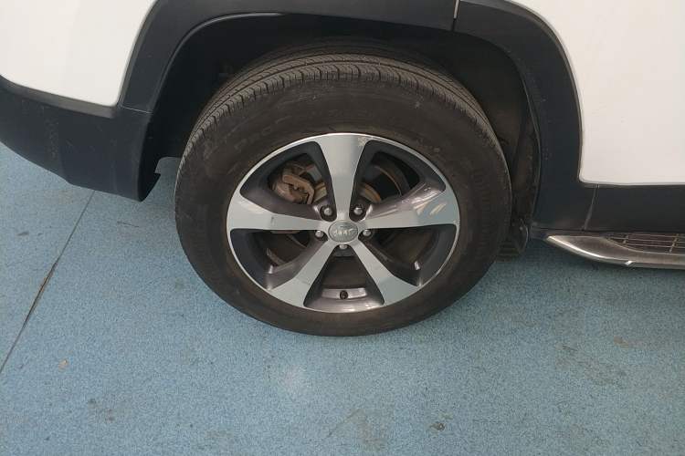 Used Jeep Cherokee 2019 2.0T 2WD Enjoyment Edition China V
