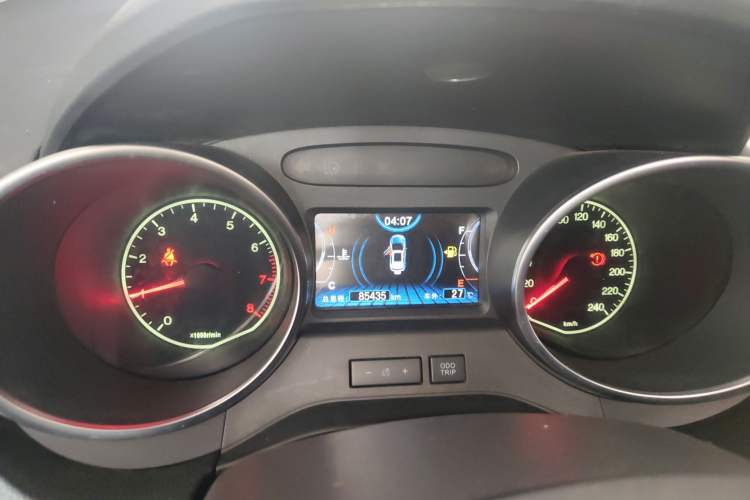 Used BYD Yuan 2016 1.5L Manual Comfort Model
