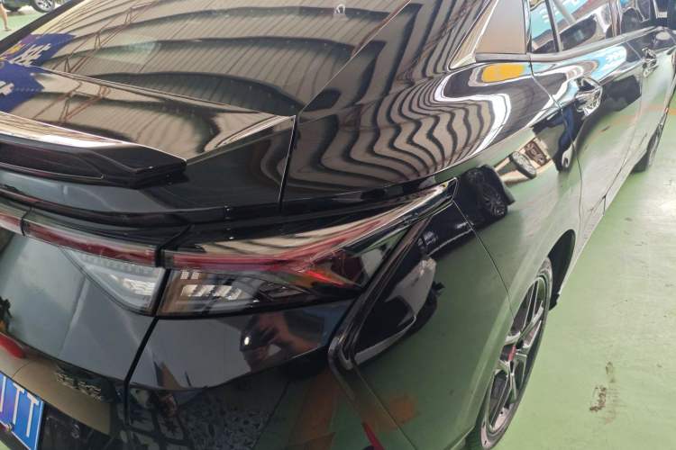 Used Dongfeng Aeolus Yixuan 2021 230T Automatic Hunter Edition Right Rear Taillight