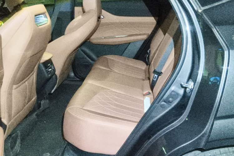 Used CHANGAN UNI-Z New Energy 2024 Blue Whale Smart Electric iDD 125km Beyond Edition Left Rear Seat