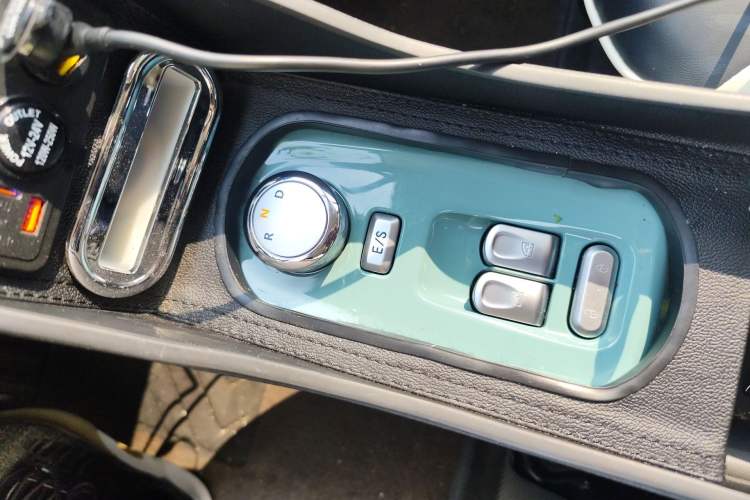 Used CHANGAN NEVO Lumin 2024 130km Qingyue Version Gear Lever