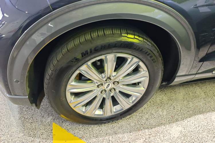 Used Ford Explorer 2020 EcoBoost 285 4x4 Titanium Edition 6 Seats