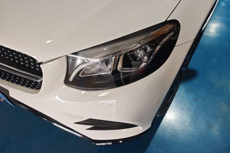 Used Mercedes-Benz GLC Coupe 2017 GLC 260 4MATIC Coupe SUV
