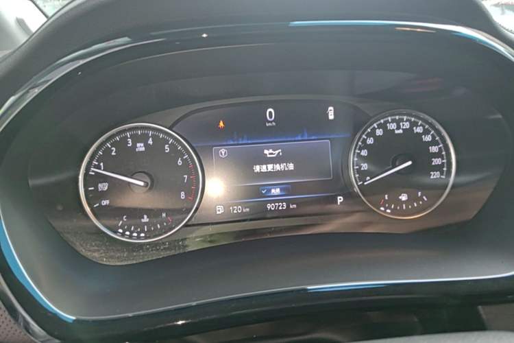 Used Buick GL8 2022 Land Business Class 652T Luxury Model
