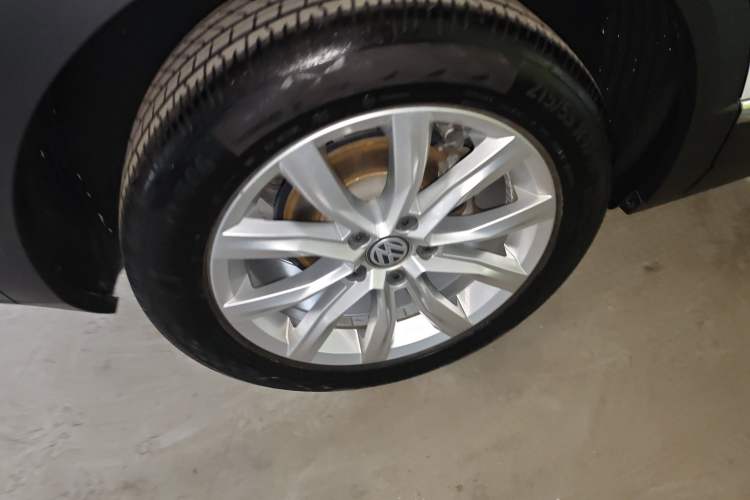 Used Volkswagen T-ROC 2020 230TSI DSG Two-Wheel Drive Advanced Version Exterior 4