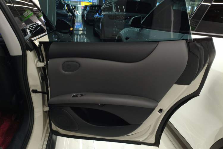 Used IM L6 2024 Max Extended-Range Version
