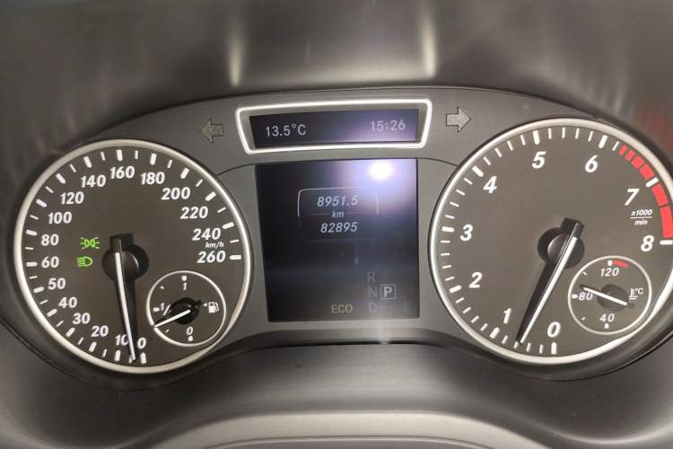 Used Mercedes-Benz B-Class 2013 B 260 Odometer Close Up