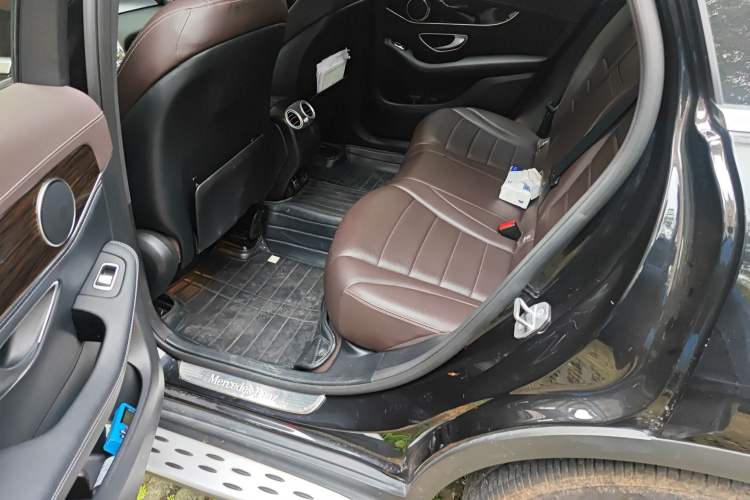 Used Mercedes-Benz GLC 2019 GLC 260 L 4MATIC Dynamic Model