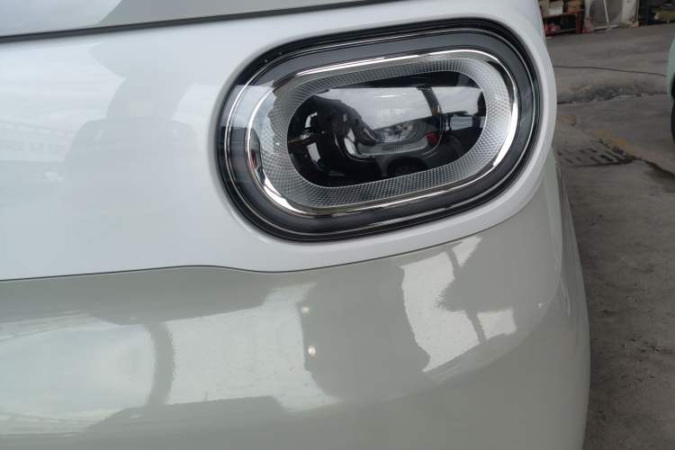 Used Wuling Hongguang MINIEV 2024 3rd Generation 215km Advanced Version
