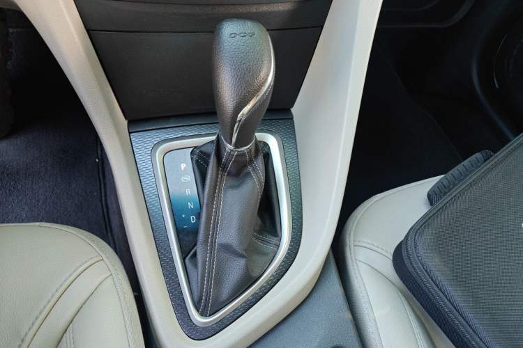 Used Buick GT 2019 15T Dual-Clutch Connected Elite Version China V Standard
