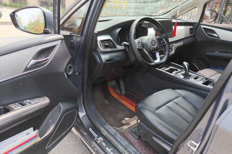 Used BYD Song MAX 2021 Upgraded Model 1.5T Automatic Luxury 7-Seater Driver Seat