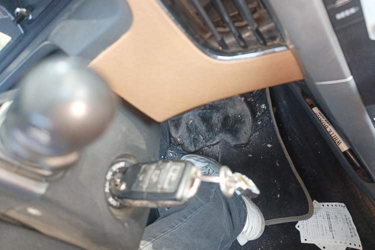 Used Baojun 630 2013 1.5L manual Elite version
