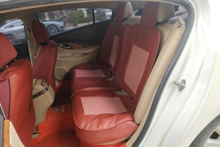 Used Buick LaCrosse 2012 2.4L SIDI Luxury Edition