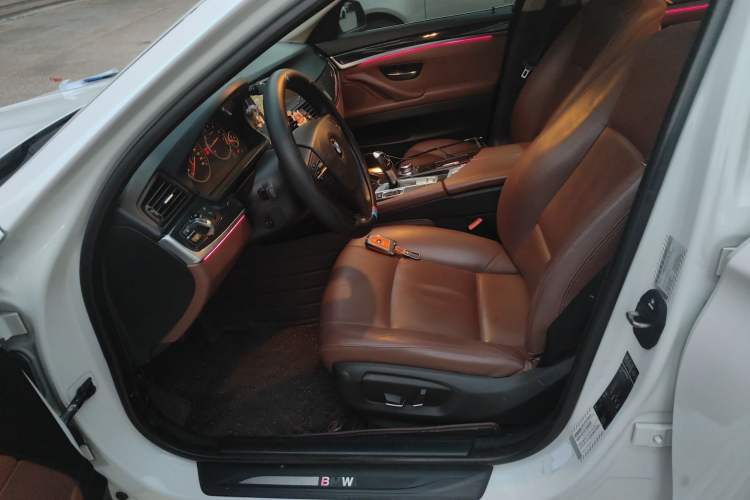 Used BMW 5 Series 2014 520Li Elegant Model