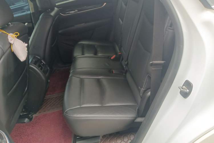 Used Cadillac XT5 2018 25T Luxury Model
