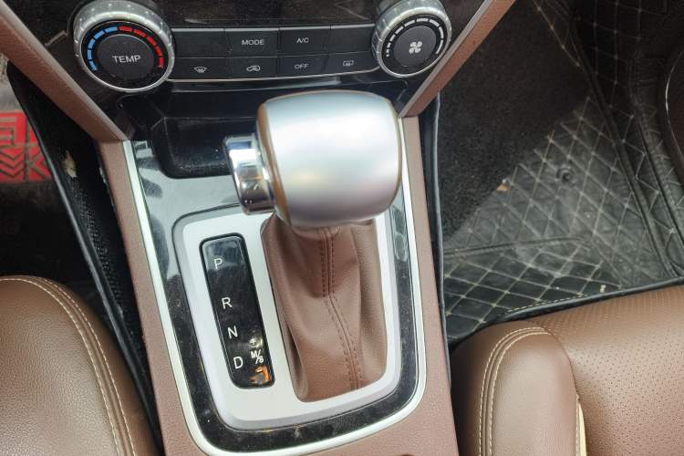 Used Leopaard CS10 2017 2.0T Automatic Urban Version
