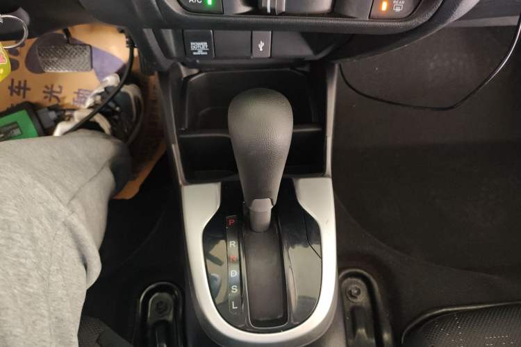 Used Honda Fit 2014 1.5L SE CVT Fashion Model