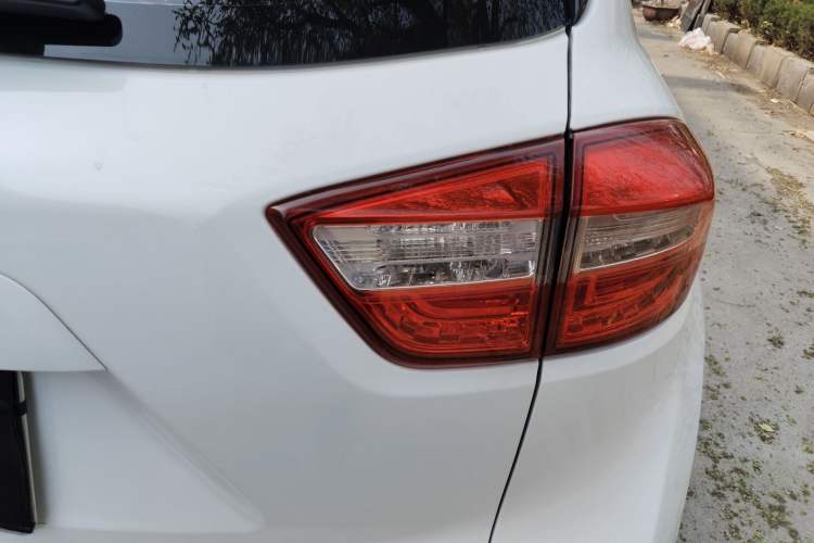 Used CHANGAN CS15 2016 1.5L Automatic Fashion Edition
