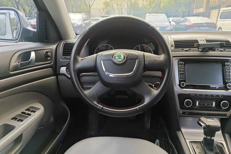 Used Skoda Octavia 2013 1.6L Automatic Yijun Edition
