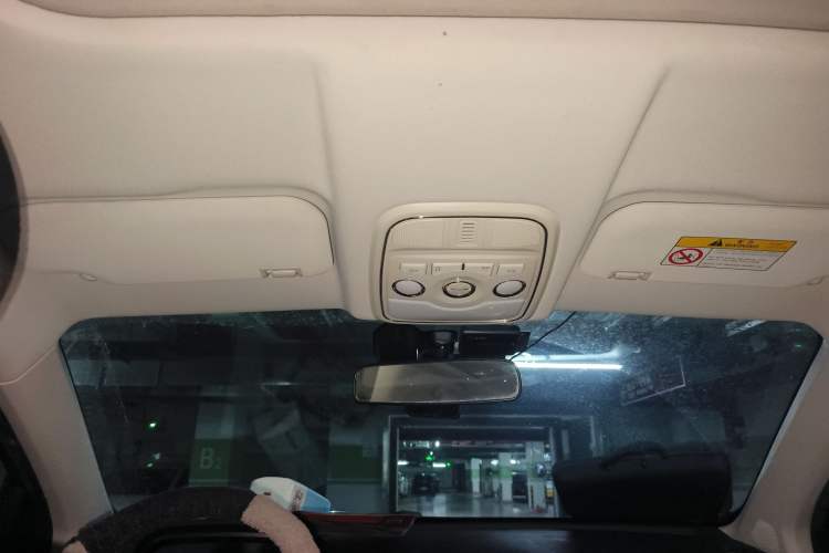 Used Haval H2s 2017 Red-Label 1.5T Dual-Clutch Luxury Model