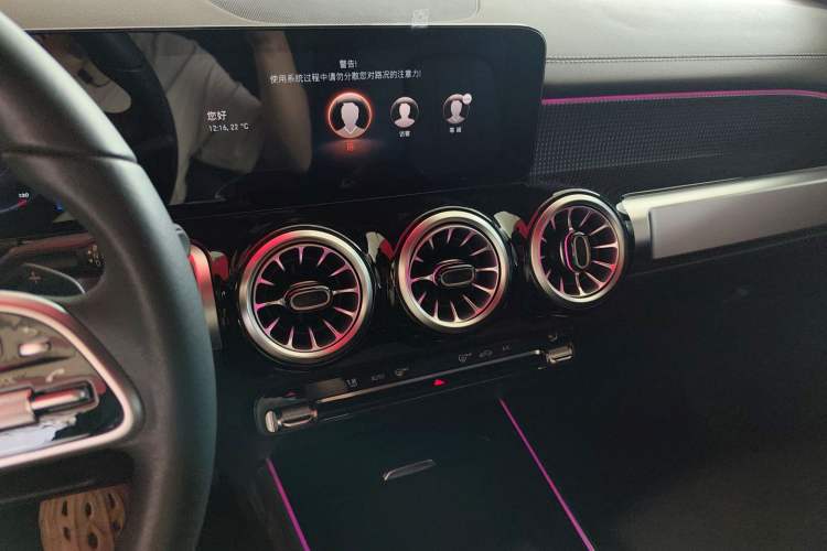 Used Mercedes-Benz GLB 2022 Updated GLB 200 Fashion Edition
