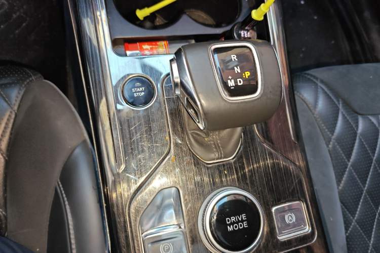 Used Hongqi HS5 2019 2.0T Smart Connect Flagship All-Wheel-Drive Version Gear Lever