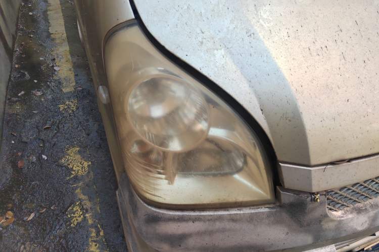 Used Wuling Rongguang 2011 1.2L Base Version
