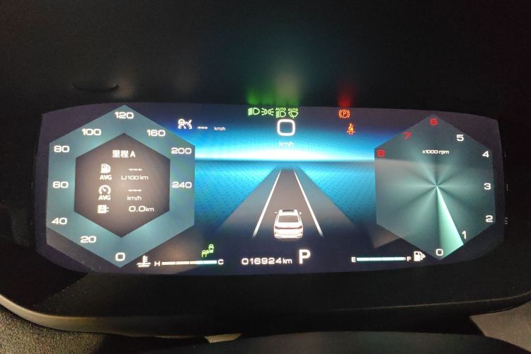 Used Dongfeng Aeolus Yixuan MAX 2021 1.5T Super Cool Dad Edition
