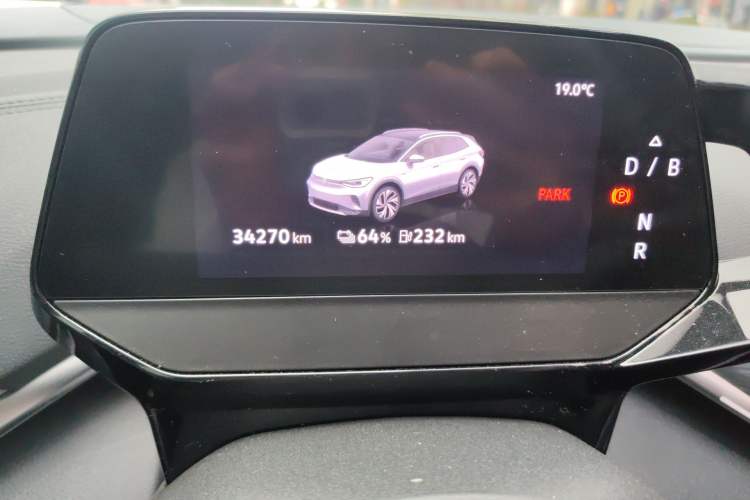 Used Volkswagen ID.4 CROZZ 2022 Pure Edition Limited Edition Odometer Close Up