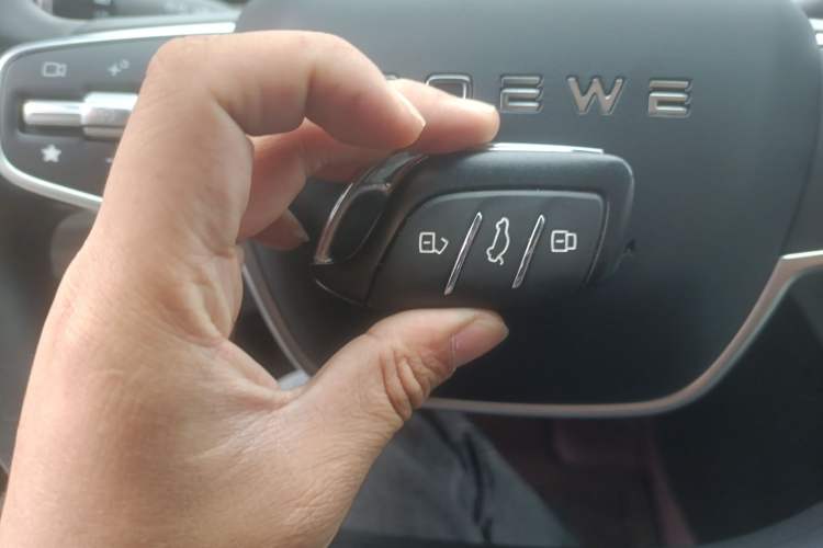 Used Roewe D6 2025 450km Deluxe Edition