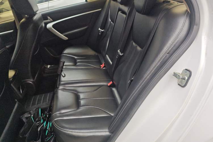 Used Geely Auto Emgrand 2016 Sedan 1.5L CVT Upward Version