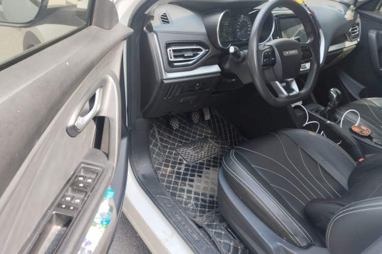 Used JETOUR X70M 2020 Revised 1.5T Manual Partner Version 5-Seater